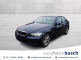 BMW 318i 2.0 16V Metallic - mit Benzin-Antrieb: Blau, Limousine, Metallic