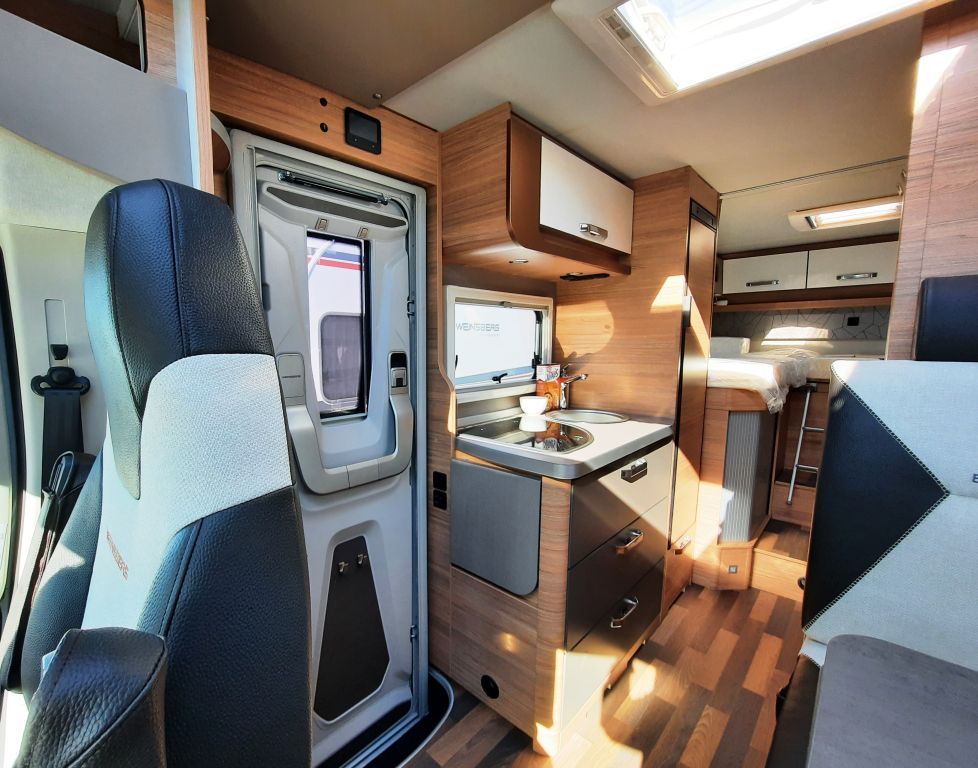 Fahrzeugabbildung Weinsberg CaraCompact 600 MEG EDITION [PEPPER] Verfüg./Spa