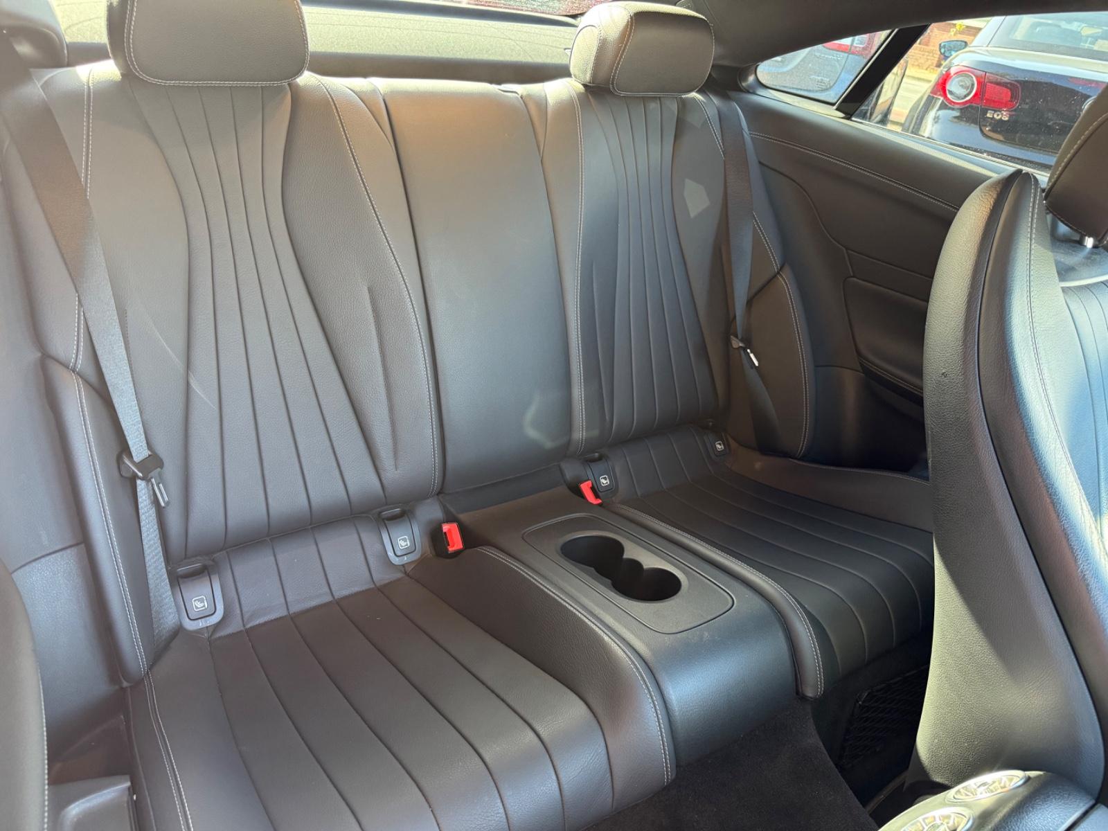 Mercedes-Benz E 220 *AMG Line*Widescreen*Voll Leder*Pano*