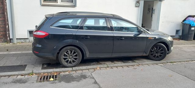 Ford Mondeo 2,0TDCi 103kW DPF Black  2009 Diesel