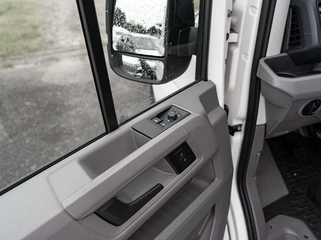 Fahrzeugabbildung Volkswagen Crafter 35 2.0 TDI Lang Hoch NAVI APP-CON. KLIMA