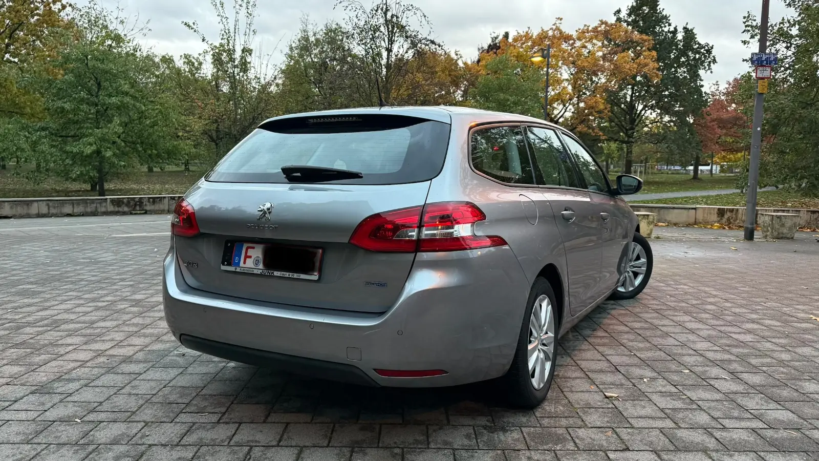 Peugeot 308 2015 — photo 7