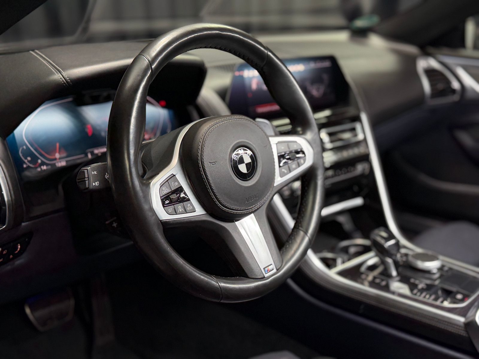 Fahrzeugabbildung BMW 840i xDrive M Sport|INDIVIDUAL|LASER|360|HUD