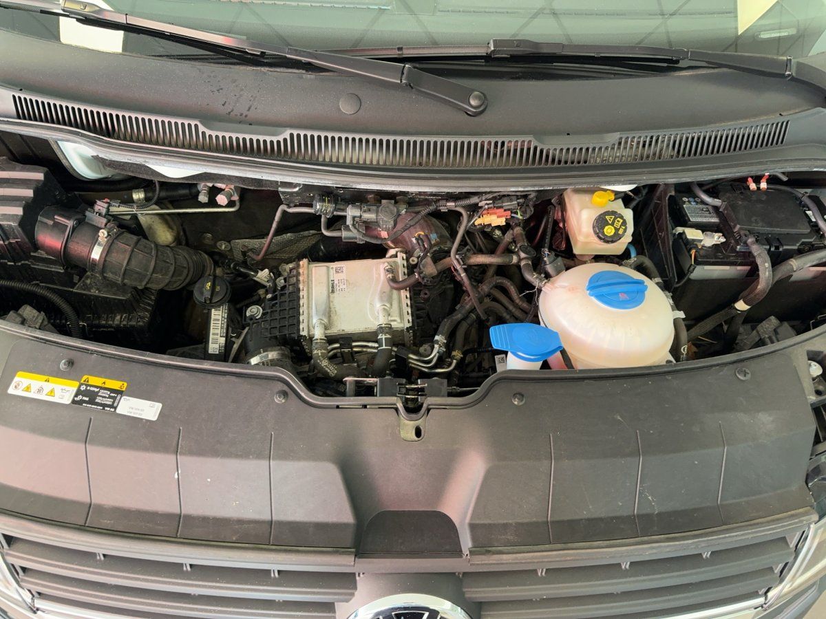 Fahrzeugabbildung Volkswagen T6.1 2.0 TDI Pritsche Doppelkabine LR AHK