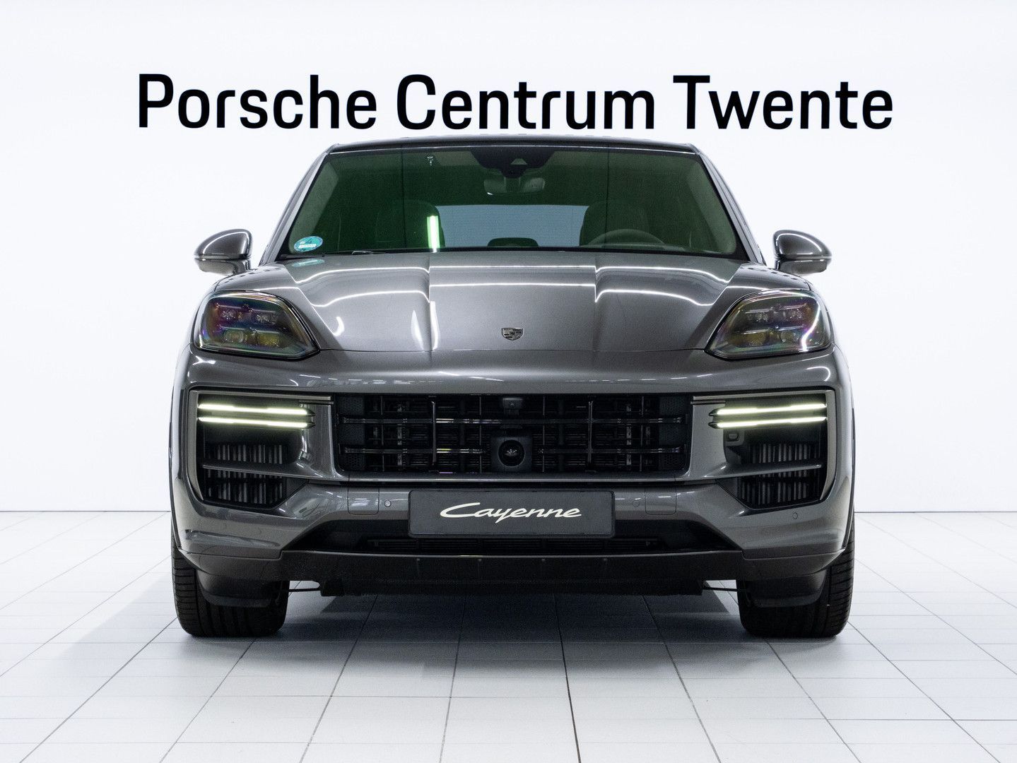 Porsche Cayenne Turbo E-Hybrid Coupé Sport Design imagem 2