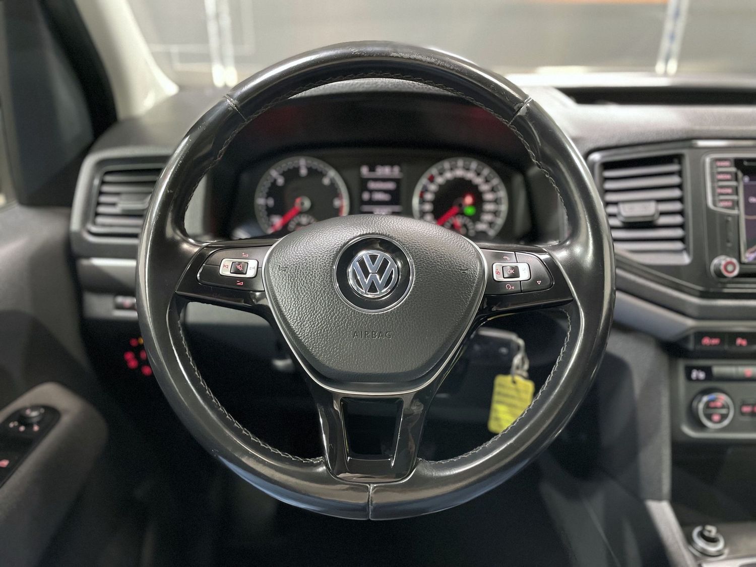 Fahrzeugabbildung Volkswagen Amarok Comfortline DoubleCab 4Motion#Bi-Xenon#AH