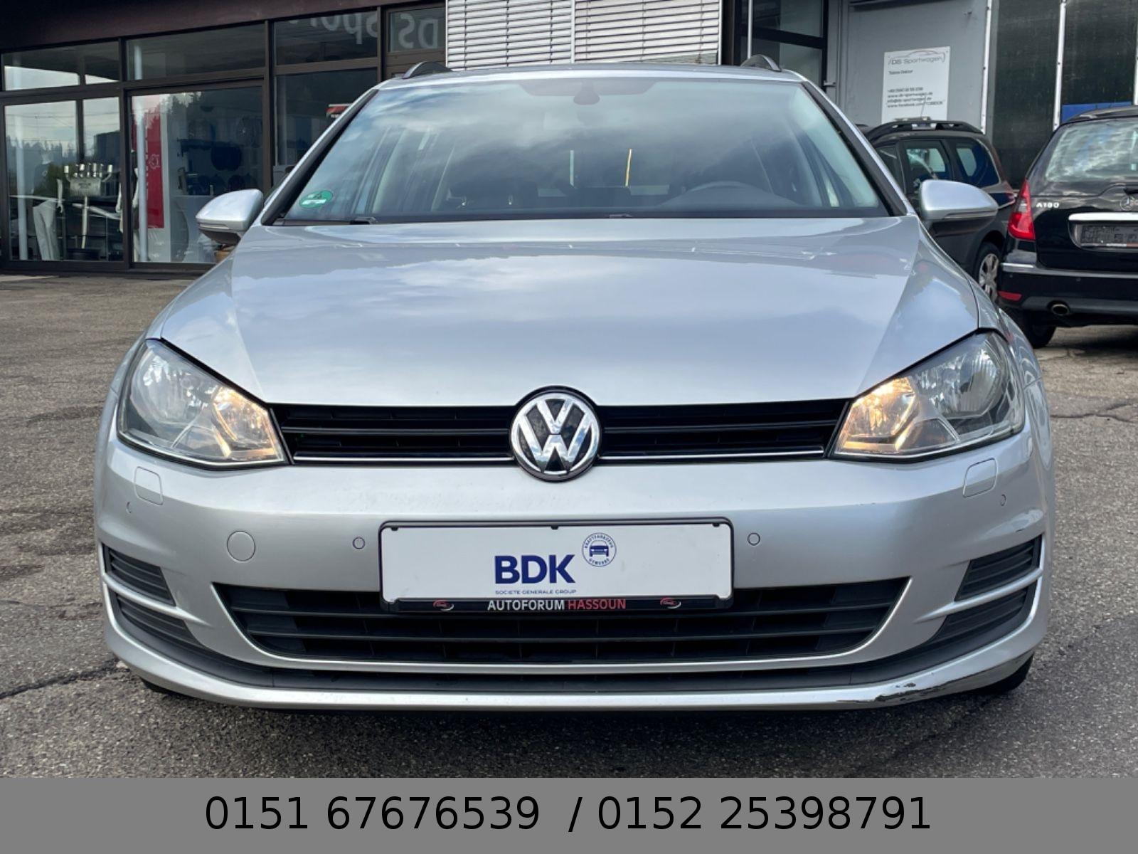 Volkswagen Golf 2015 — interior
