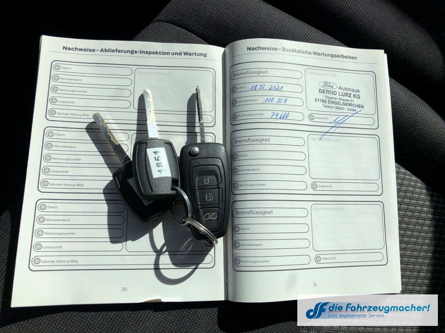 Fahrzeugabbildung Ford Transit Custom Kombi 300 L1 2.2 TDCi *1851