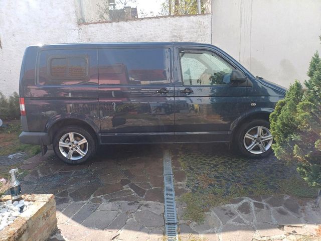 Volkswagen VW T5 Transporter 4 motion