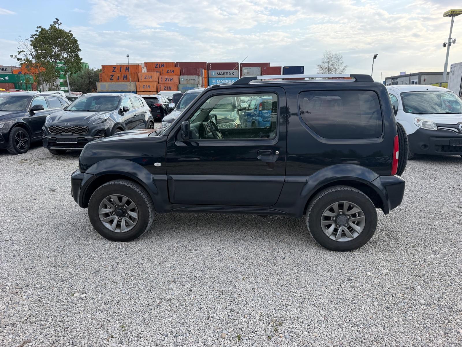 Suzuki Jimny Ranger Style Allroad 1.3 84ch - 1 ère main - Climatisation - Attelage - Sièges chauffants