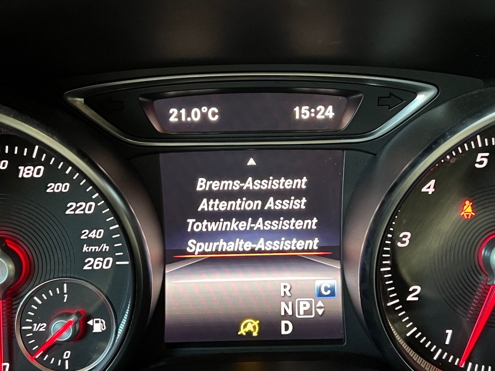 Fahrzeugabbildung Mercedes-Benz CLA 250 4Matic/SB/EDITION//AMG//PANO/KAMERA//LED