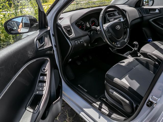 Hyundai i20 YES! Plus Navi Kamera Spurhalteassistent