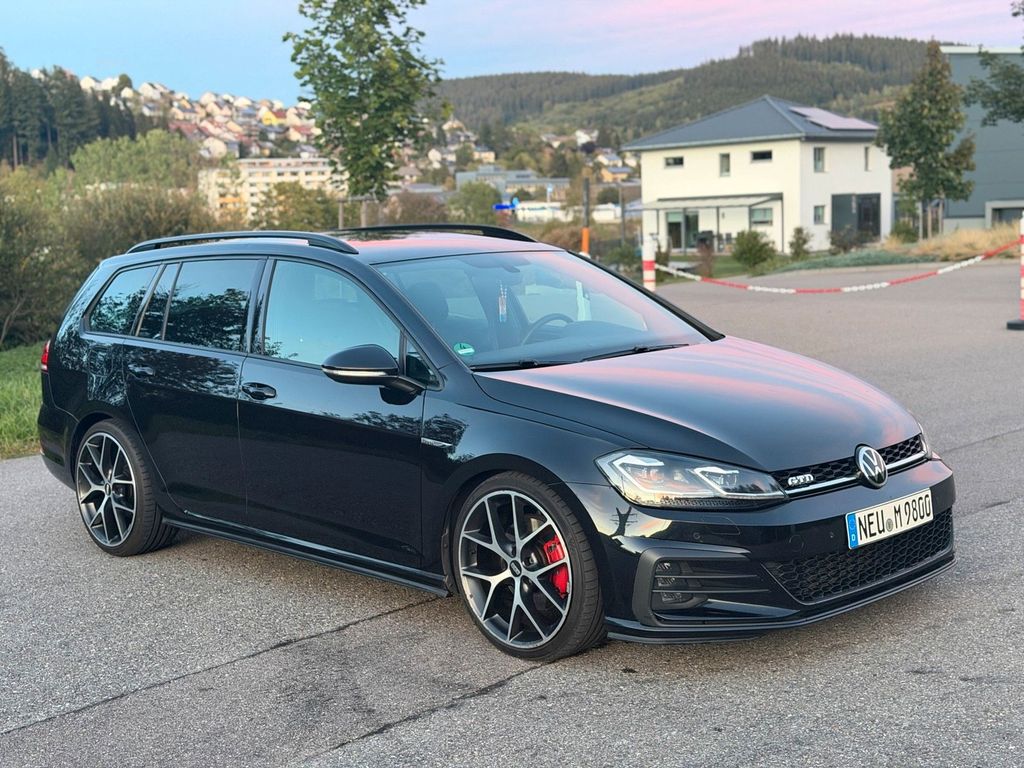 Image of Volkswagen Golf