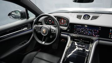 Porsche Panamera - 10