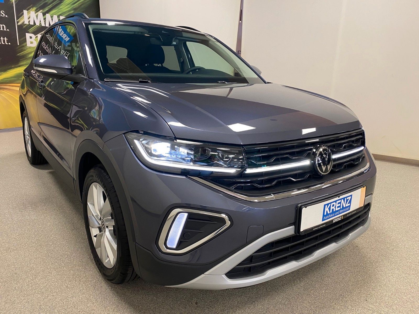 Fahrzeugabbildung Volkswagen T-Cross 1.0 TSI DSG Life mit MATRIX LED+KAMERA+
