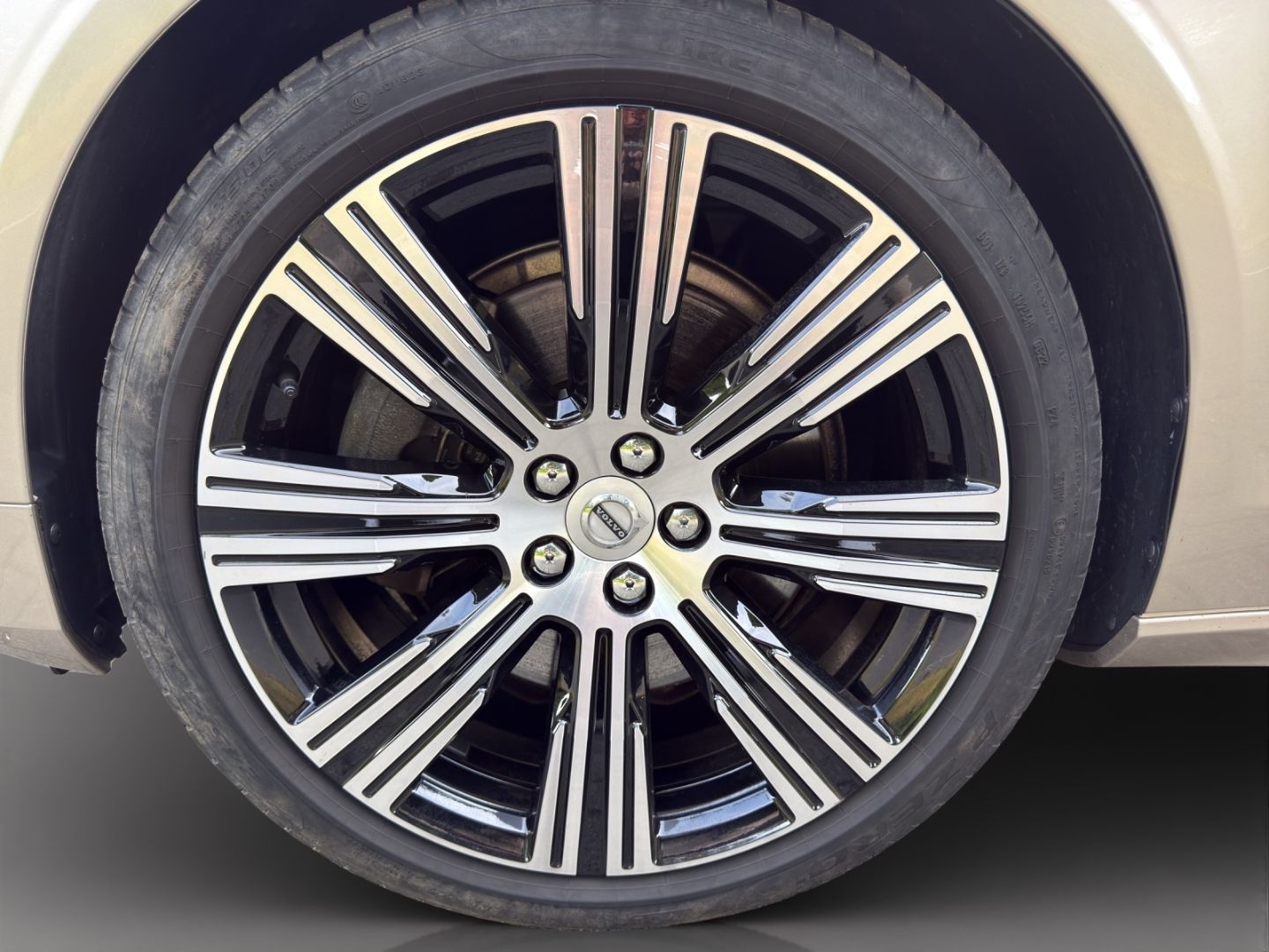 Volvo V90 T8 Ultimate Bright Recharge Plug-In Hybrid A foto 23