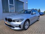 BMW 320 Touring LED NAVI ELEKTR. HECKKLAPPE ALU 18" - BMW 320 aus 2021