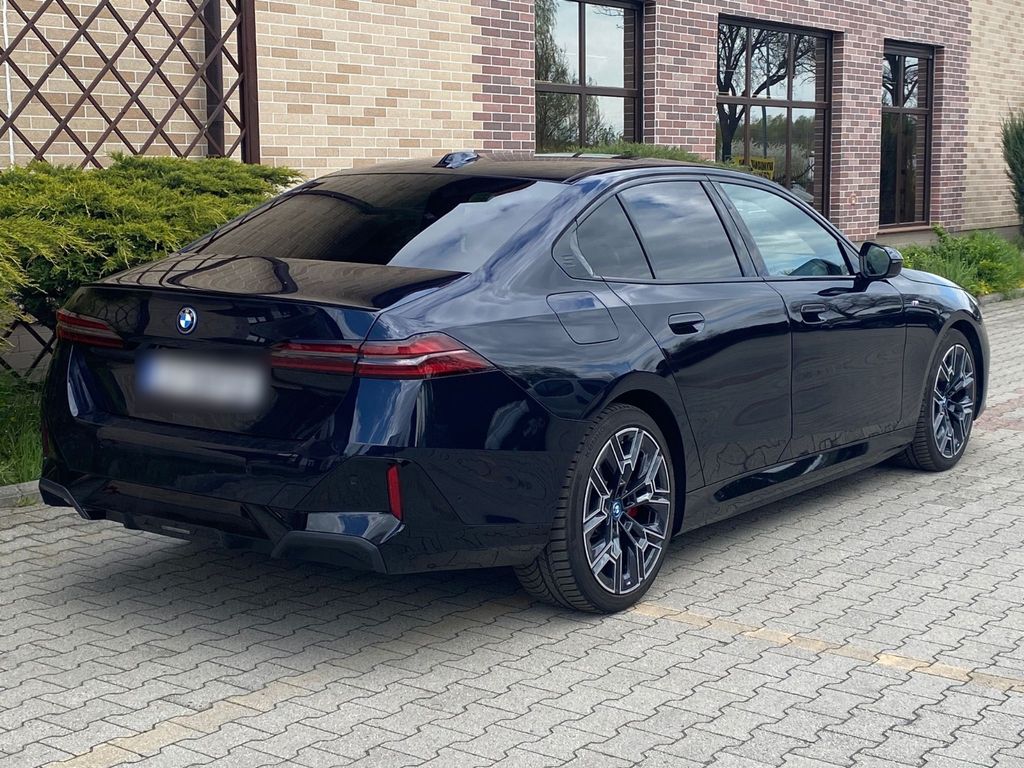 Image of BMW 550