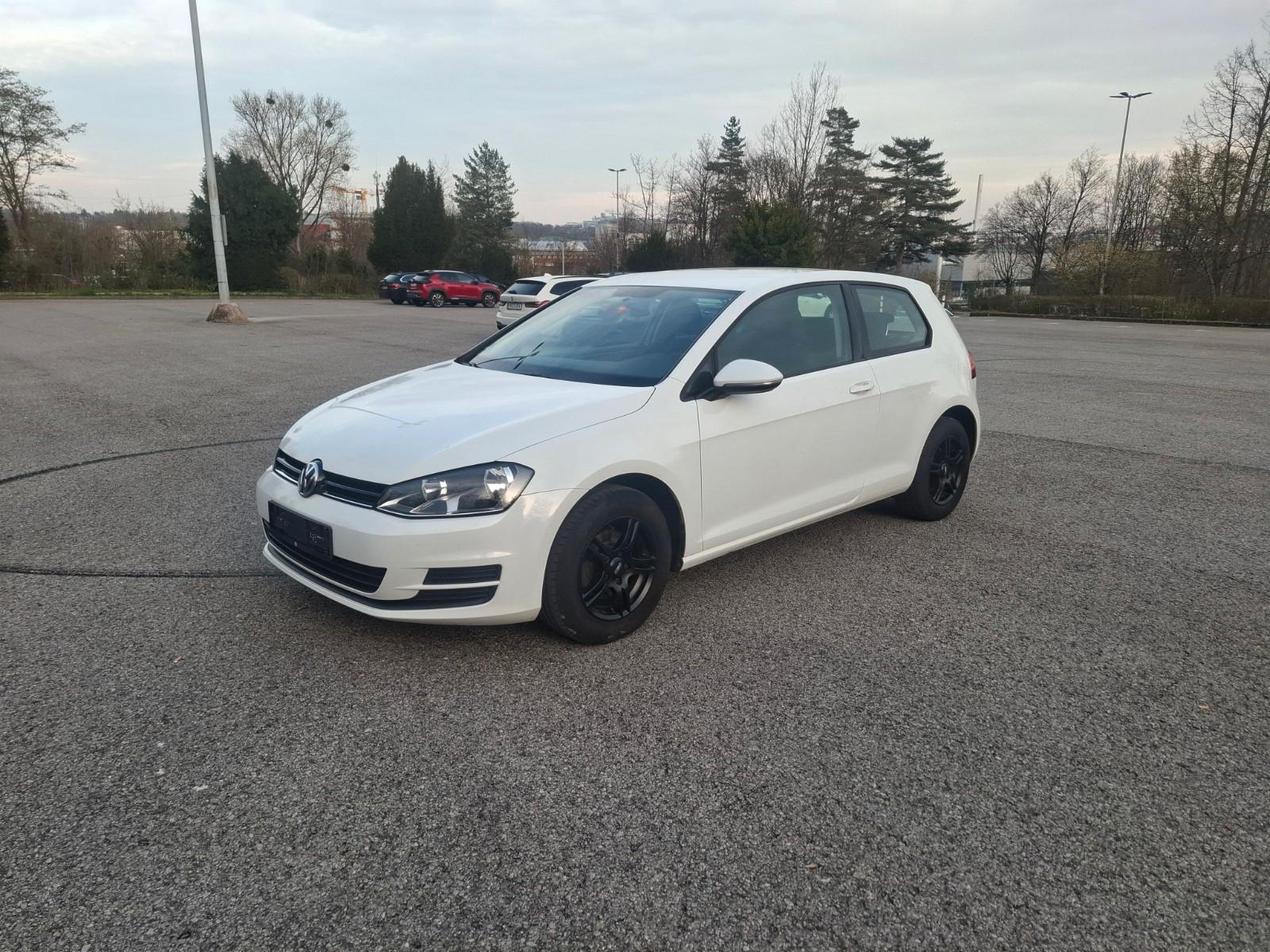 Volkswagen Golf VII Lim. Trendline BMT
