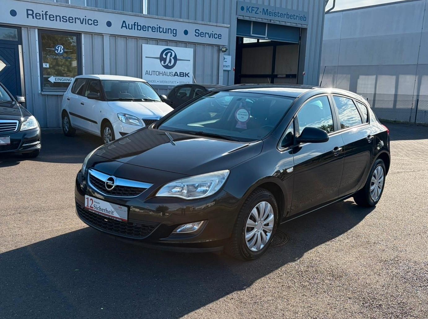 Opel Astra J. 5-trg. Design Ed -Sitzheizung-Tempomat