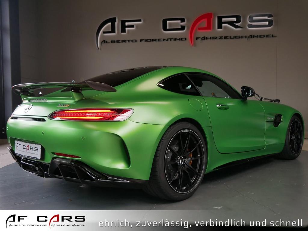 Mercedes-Benz AMG GT R