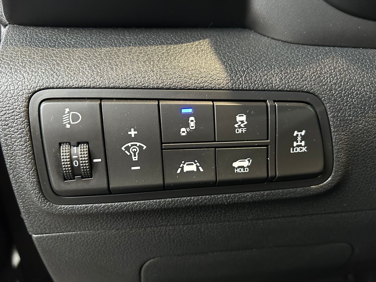 Fahrzeugabbildung Hyundai TUCSON Premium 4WD PANO AHK LED NAVI