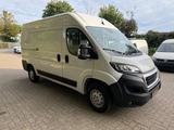 Peugeot Boxer2,2 BlueHDi Kasten Lang & Hoch Rückf.kamera - Peugeot Boxer: Van