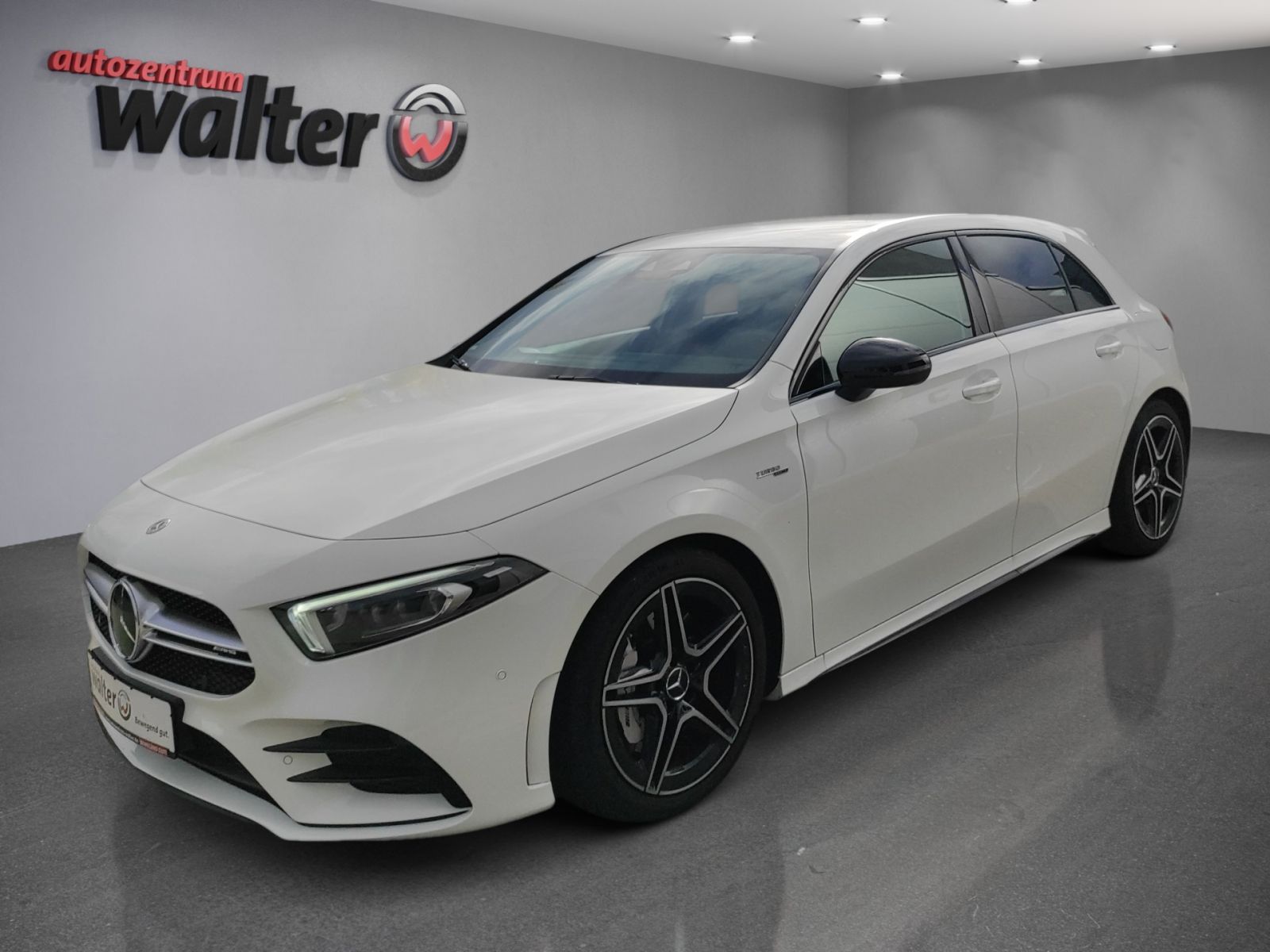 MERCEDES-BENZ A 35 AMG*2.0l*Navi*Kamera*SHZ*Sensoren