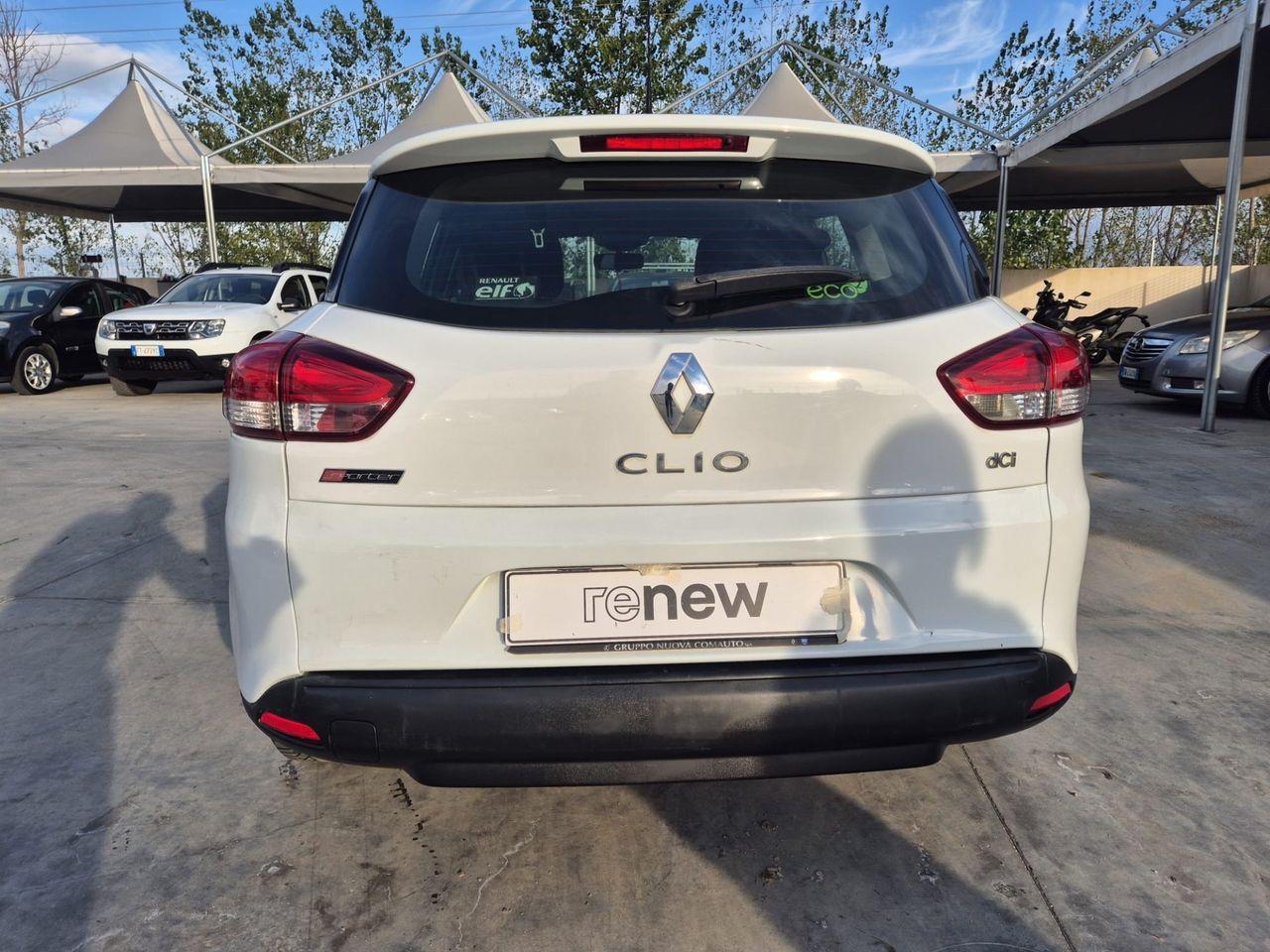 Renault Clio 2015 — photo 15