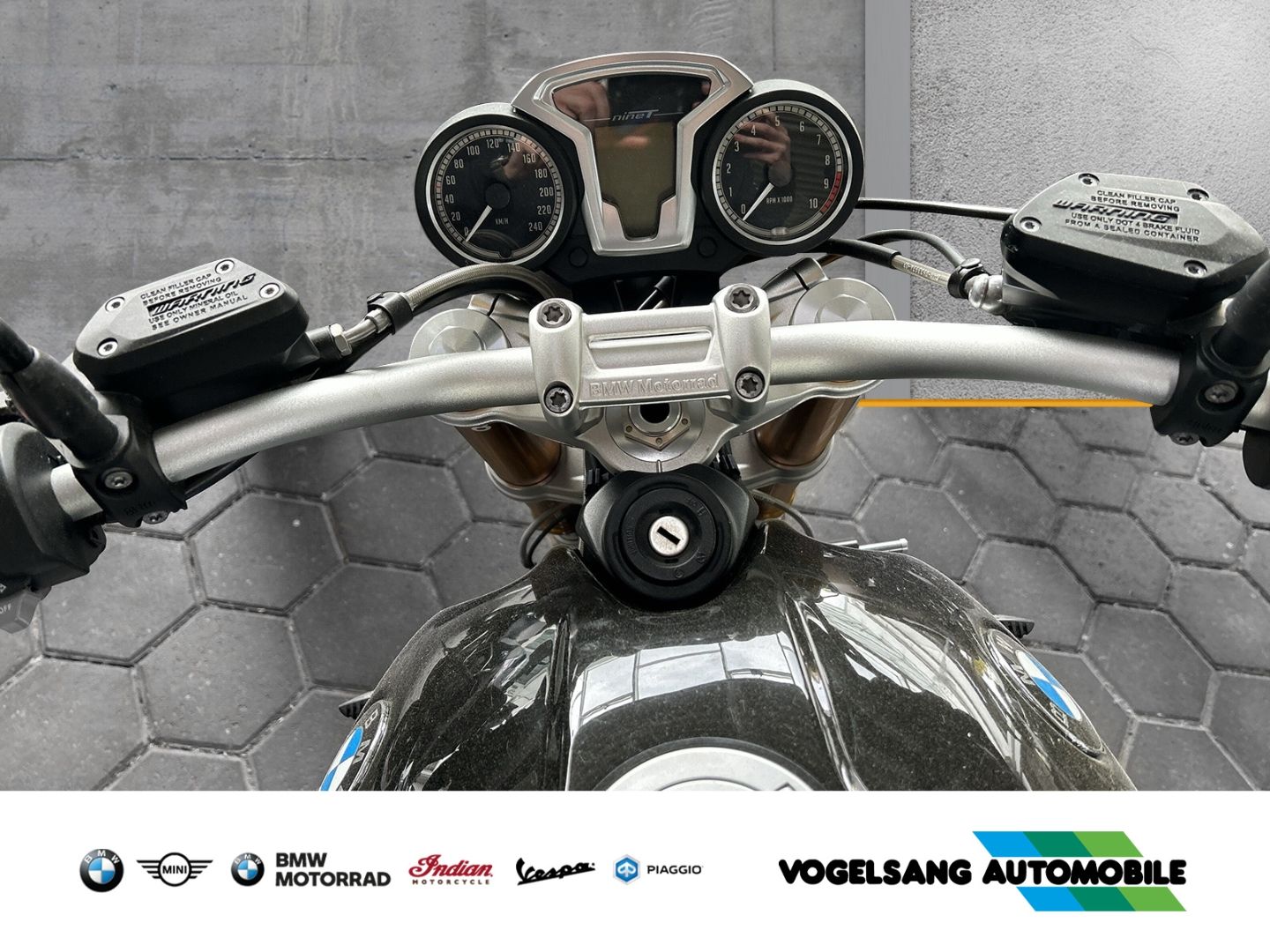 Fahrzeugabbildung BMW R nineT