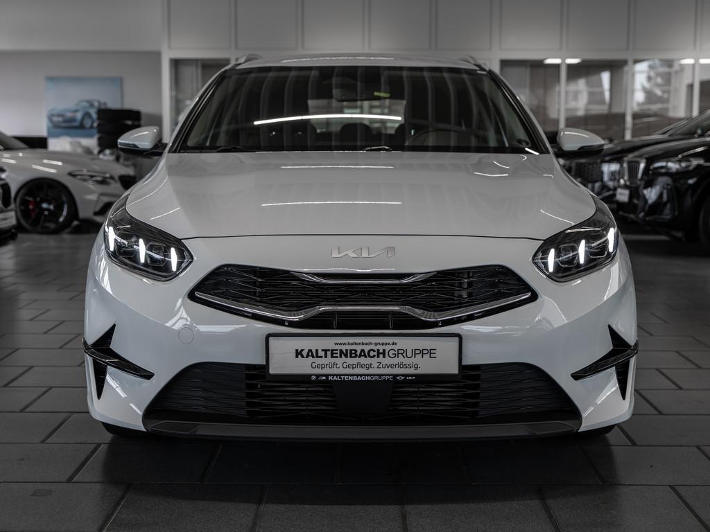 Kia Ceed SW 1.5 T-GDI DCT7 Spirit FACEL. LED ACC SHZ