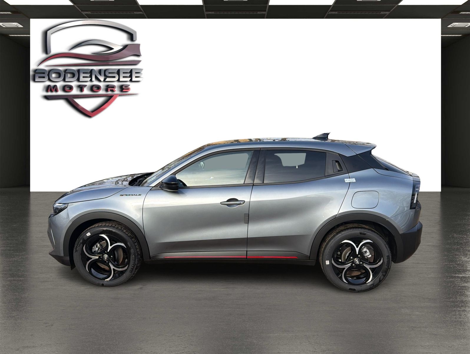 Fahrzeugabbildung Alfa Romeo Junior Ibrida 1.2 VGT 48V-Hybrid 100 kW Speciale