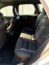 Volvo XC60 D4 R Design Geartronic R Design - Volvo XC60 von privat