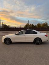 Mercedes-Benz E 350d AVANTGARDE *Burmester*HeadUp*Pano*Night* - Mercedes-Benz E 350 mit Diesel-Antrieb: Limousine