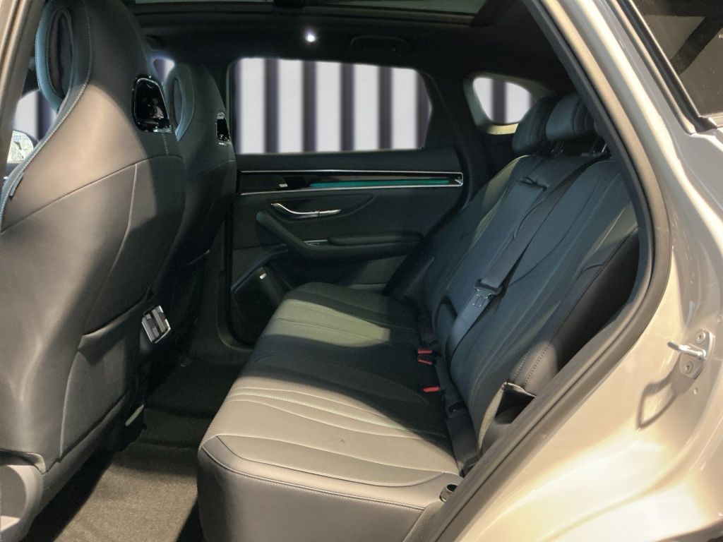 BYD SEAL U