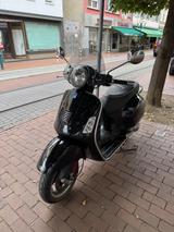 Vespa GTS 300 - VESPA 300