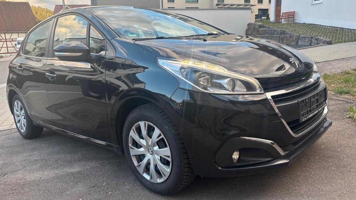 Peugeot 208 Active Klima ABS Scheckheft 2H Euro6