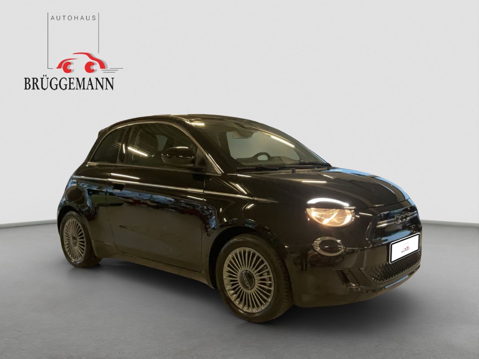Fahrzeugabbildung Fiat 500e Icon