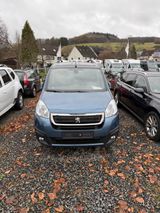Peugeot Partner Tepee Allure - Peugeot Partner Tepee mit Benzin-Antrieb