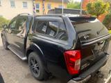 Nissan Navara Tekna  - Nissan Navara mit Panoramadach