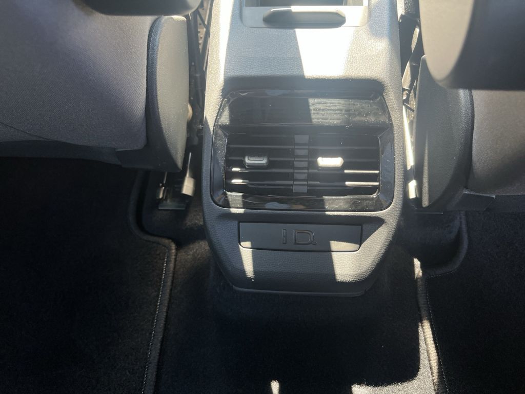 Volkswagen ID.5 Pro electric 128 kW / 77 kWh Klima ACC LED foto 24