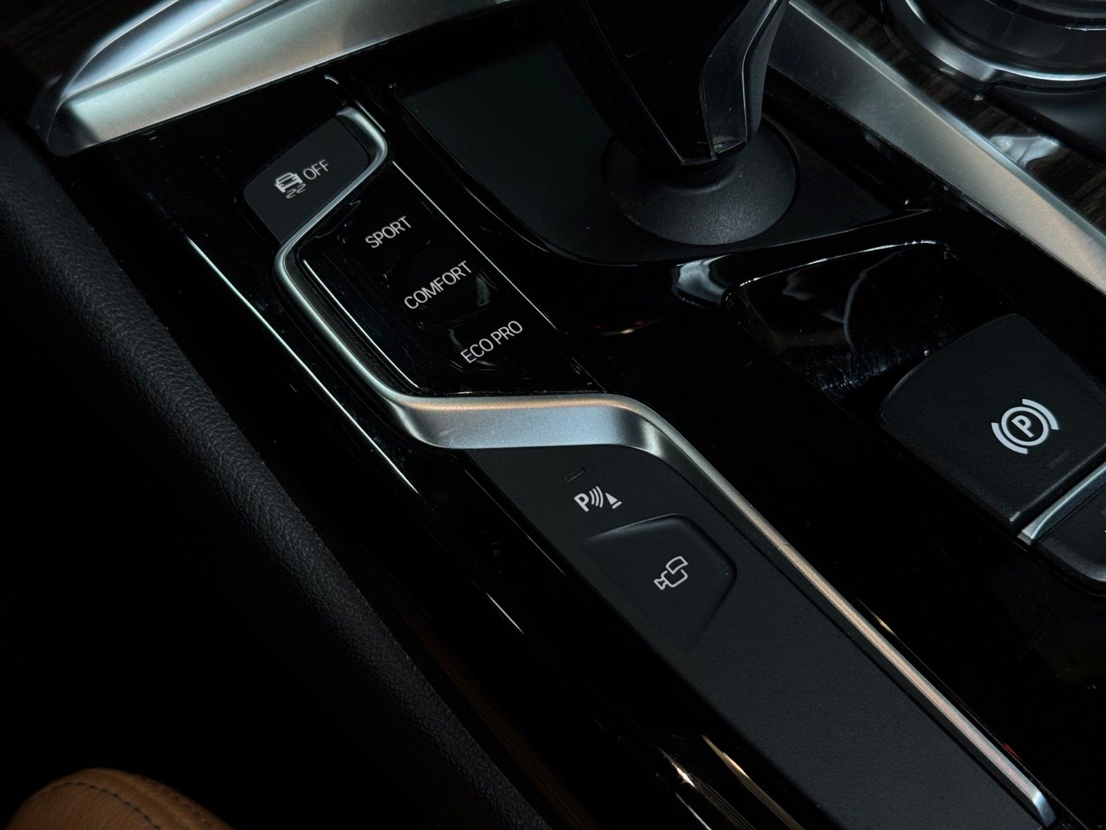 Fahrzeugabbildung BMW 530D Touring Sport Line Voll+AHK+Garantie