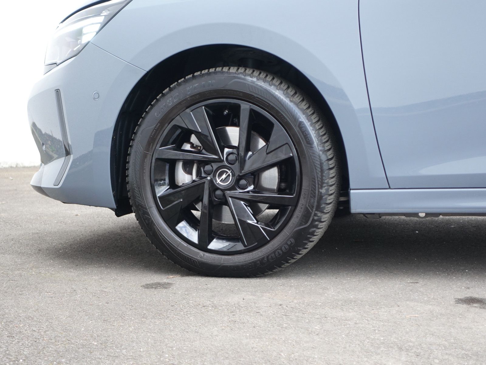 Fahrzeugabbildung Opel Corsa 1.2 Turbo - GS - Allwetter,Sitzh.,Navi,LED