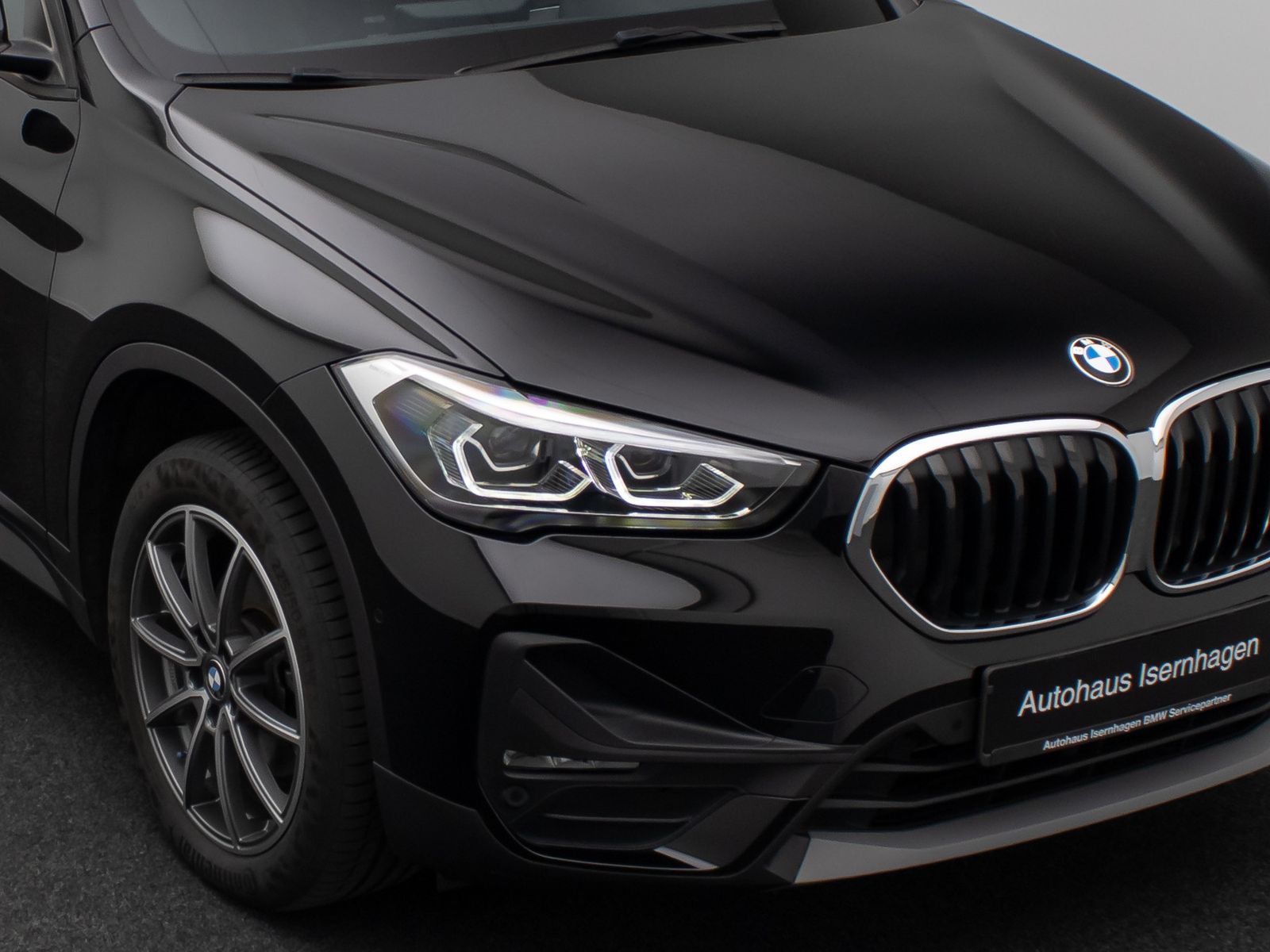Fahrzeugabbildung BMW X1sD18i DAB HiFi Lenkrhzg DrivAssist Parkassist