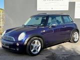 MINI Mini Cooper 1.6 *PANORAMA*1-HAND*HU/AU* - gebrauchte MINI MINI aus dem Jahr 2005