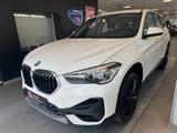 BMW X1 sDrive 20 i Advantage - weiße BMW X-Reihe