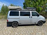 Volkswagen VW T4 2.5TDI Westfalia Camper Ausbau mit D... - gebrauchte Volkswagen LT aus dem Jahr 2002