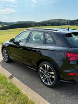 Audi SQ5 3.0 TFSI tiptronic quattro - - Audi SQ5 mit Benzin-Antrieb