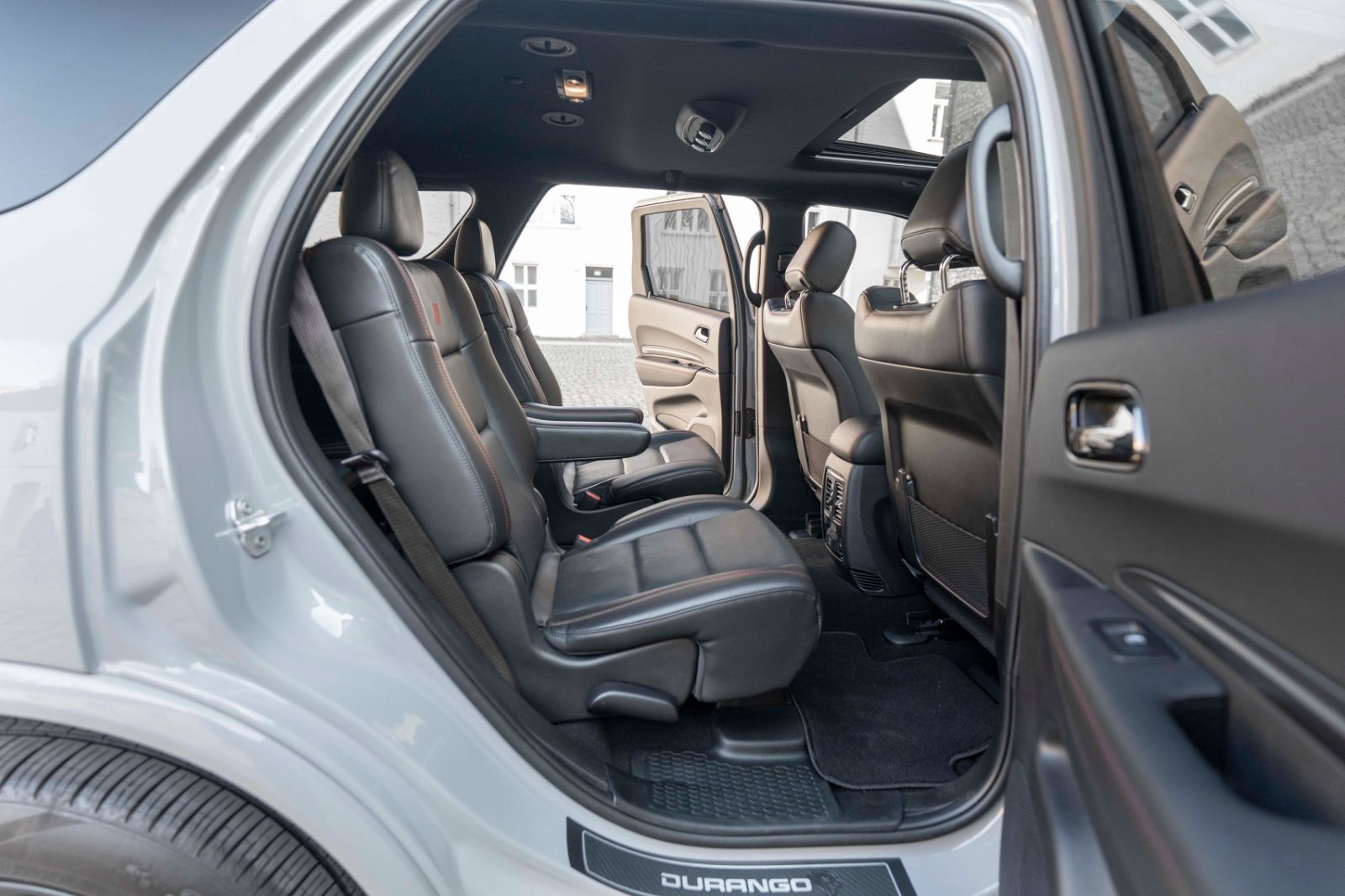 Fahrzeugabbildung Dodge 5.7L R/T AWD SRT Paket ACC AHH LPG TOTW PDC KAM