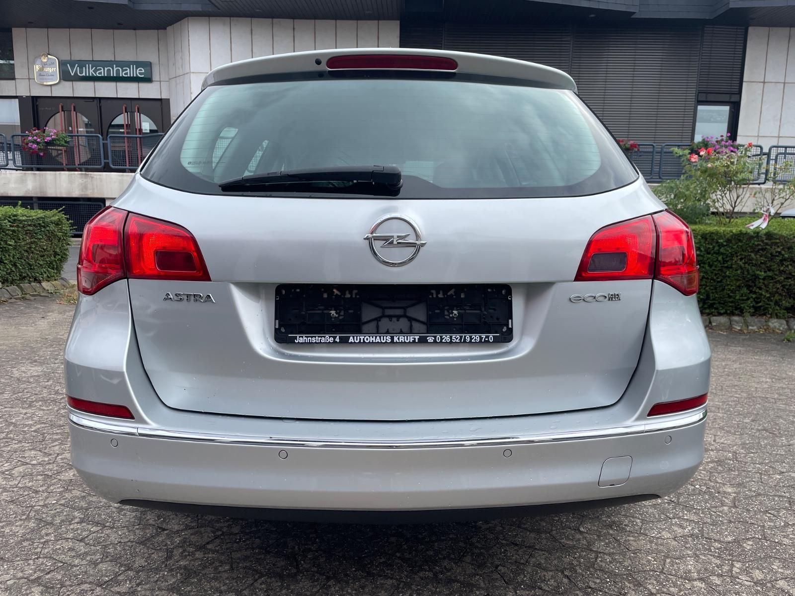 Opel Astra 2015 — photo 8